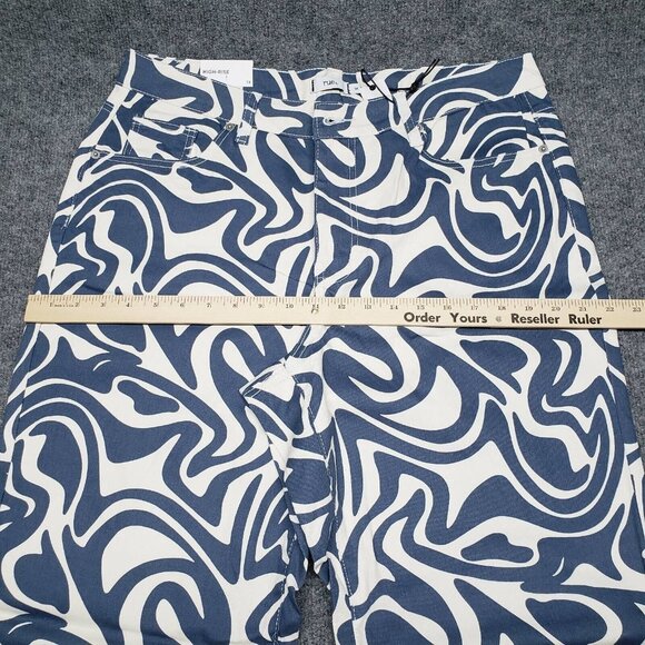 Rue21 Jeans Womens Plus 1X Blue Denim Skate Straight Leg Stretch High Rise New - Picture 6 of 12